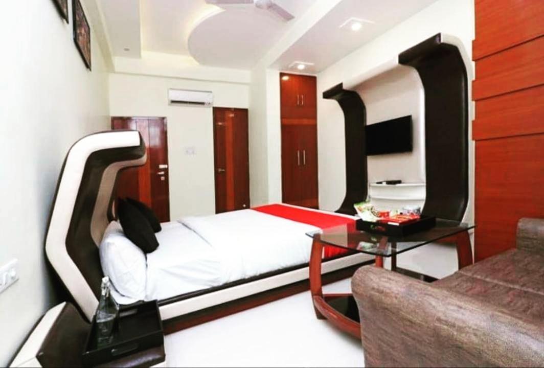 Hotel Vitthal International, Prayagraj อัลลอฮาบาด ภายนอก รูปภาพ