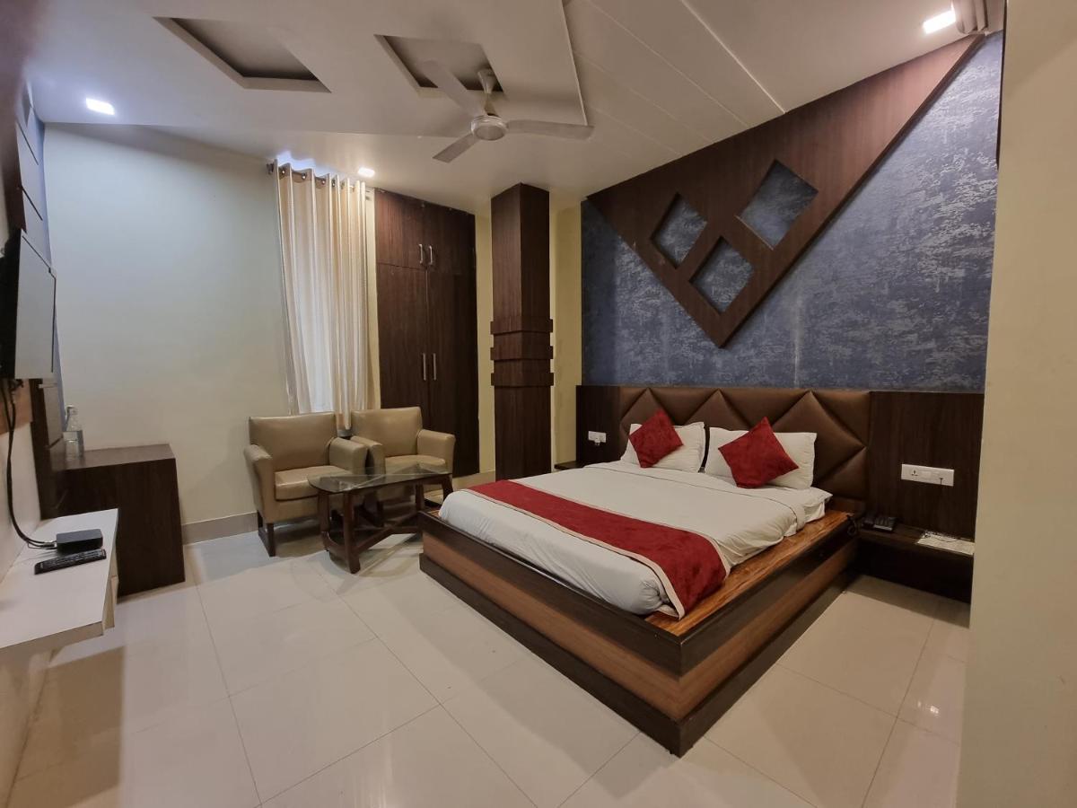 Hotel Vitthal International, Prayagraj อัลลอฮาบาด ภายนอก รูปภาพ