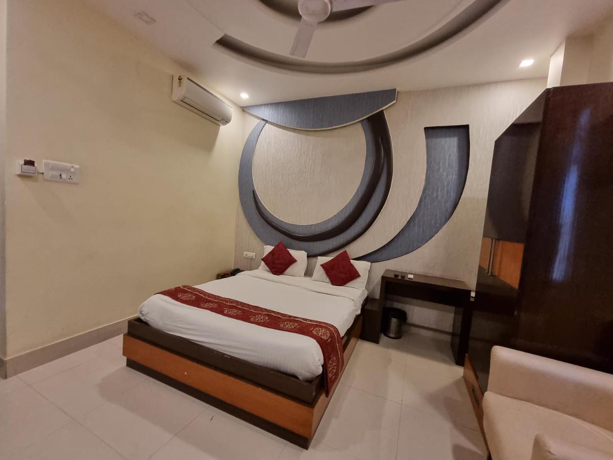 Hotel Vitthal International, Prayagraj อัลลอฮาบาด ภายนอก รูปภาพ