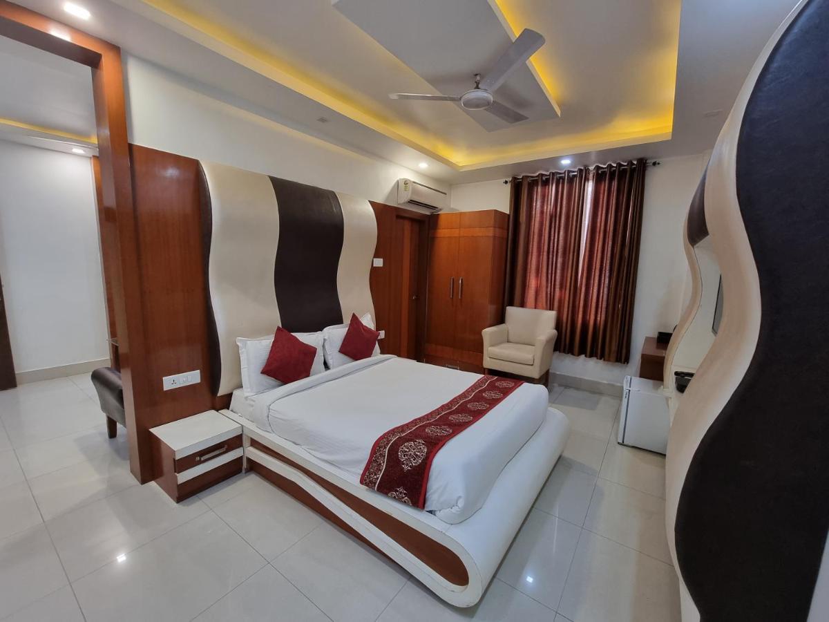 Hotel Vitthal International, Prayagraj อัลลอฮาบาด ภายนอก รูปภาพ