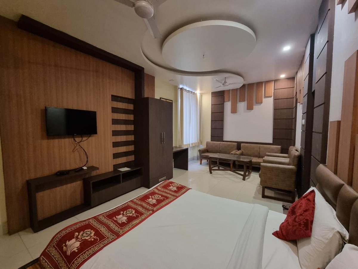 Hotel Vitthal International, Prayagraj อัลลอฮาบาด ภายนอก รูปภาพ